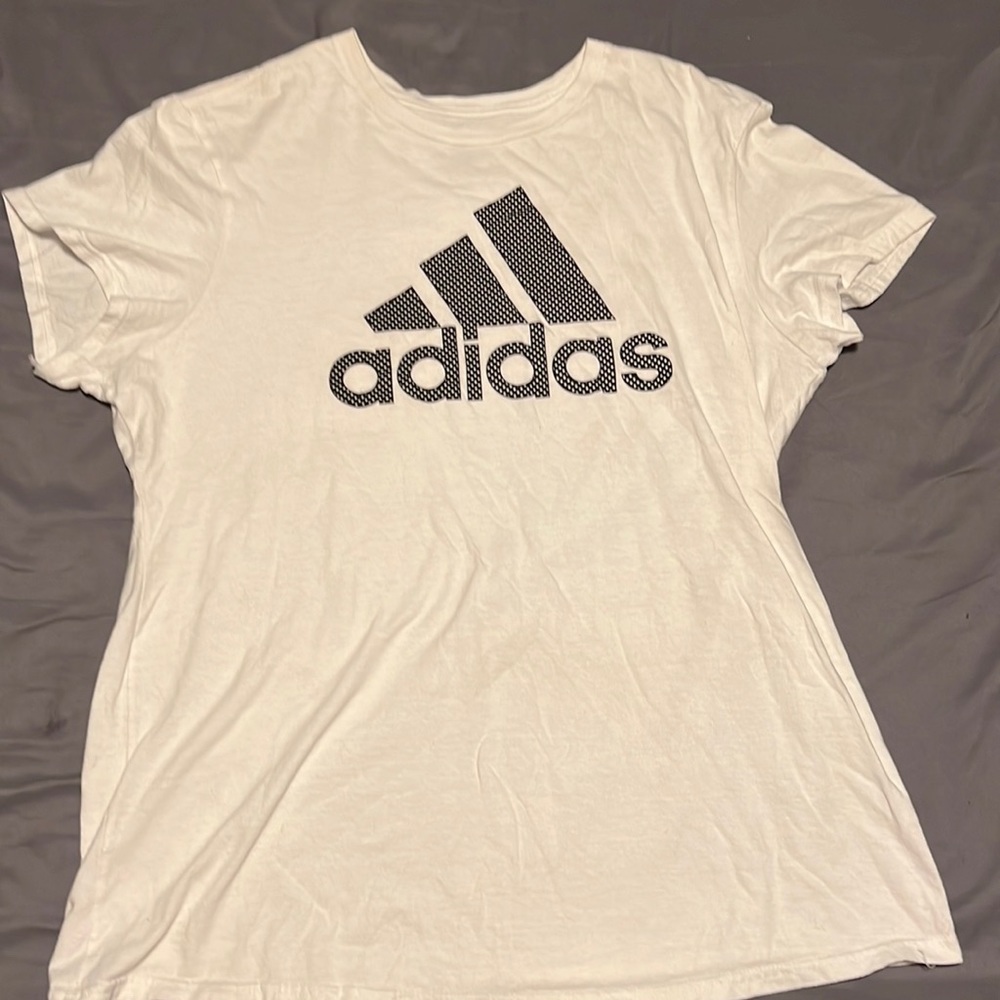 White and black adidas t-shirt